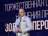 Вячеслав Калинин стал победителем 29 конкурса Союза Журналистов России «Золотое перо России» в номинации «За храбрость при исполнении служебного долга».